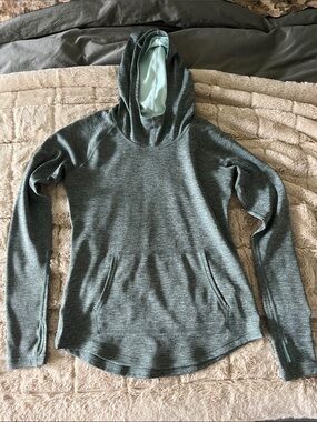 Women’s Z by Zella Long sleeve Hooded Athletic Top